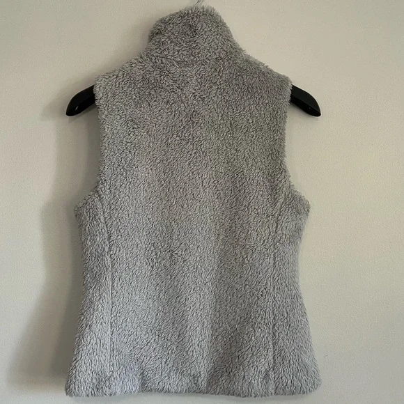 🌄 Patagonia Women’s Los Gatos Fleece Vest Drifter Grey Gray Size L Cozy Layering - Picture 13 of 13